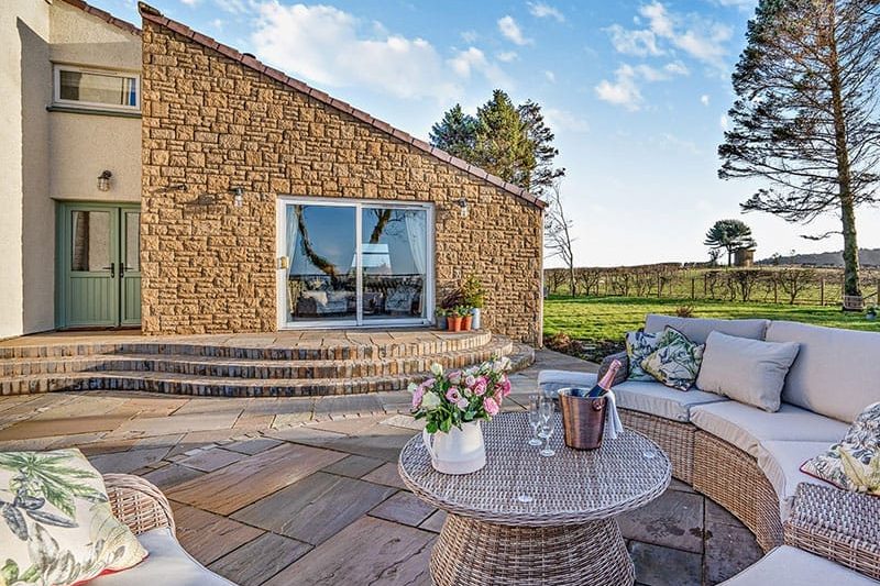 Country House, Winchburgh