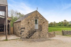 Haystack Haven - Carr View Farm, Bamford